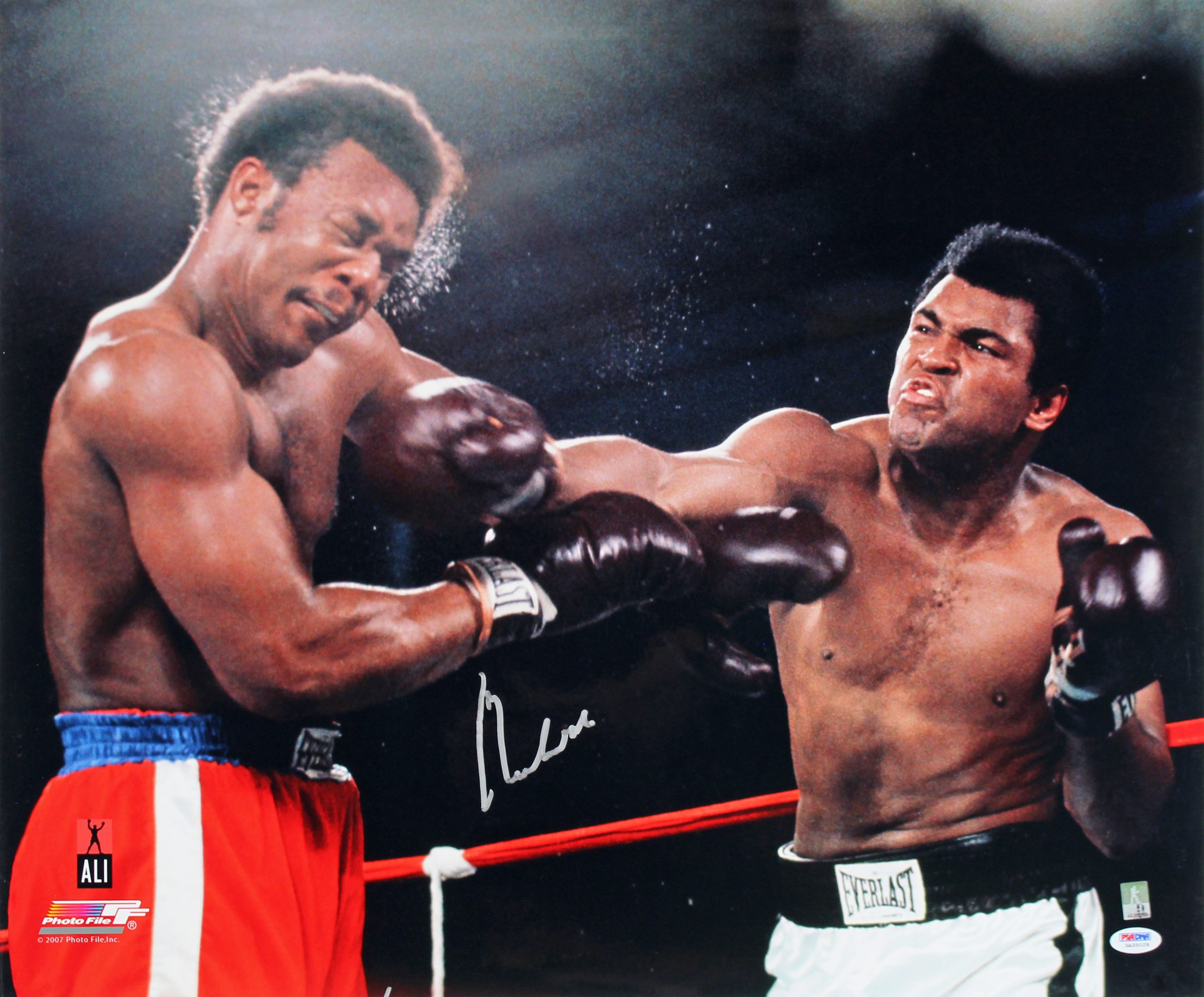 Muhammad Ali Authentic Signed 20×24 Photo Auto Grade Gem 10! PSA Itp #3A35029 Sale Coupon