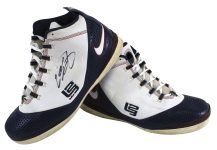 Lakers LeBron James Authentic Signed Nike Zoom Soldier II QAM Shoes BAS #AB14385 Sale Coupon