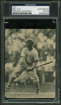 Mel Ott Authentic Signed 3.5×4.75 Newspaper Photo Clipping PSA/DNA Slabbed Sale Coupon