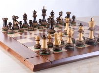 Heirloom Burnt Finish Grandmaster Chess Set on Sale Coupon From The Real Masters Of Chess
