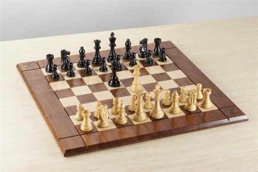 Heirloom Club Chess Set on Sale Coupon From The Real Masters Of Chess